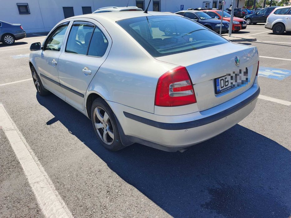 Vând skoda Octavia 2