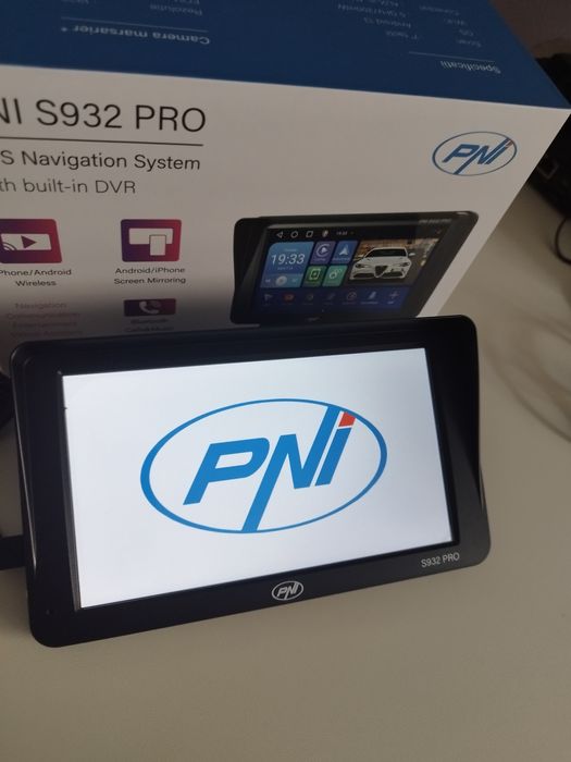 Sistem navigatie GPS cu DVR-PNI S932 PRO ecran 7 inch+camera marsarier