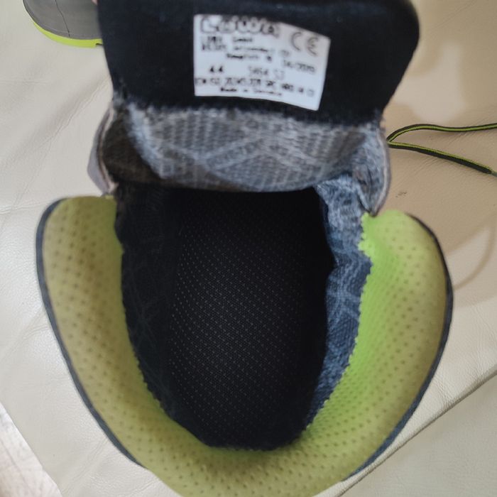 Ghete Nr 44 Lowa Goretex bocanci bombeu metalic