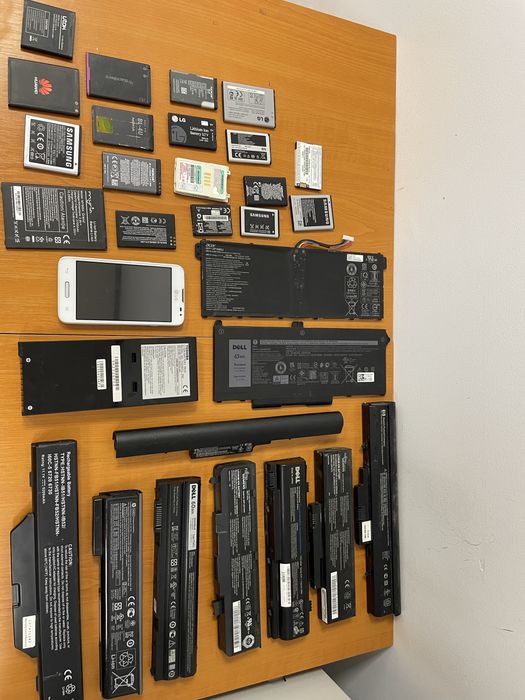 Diversi acumulatori si baterii