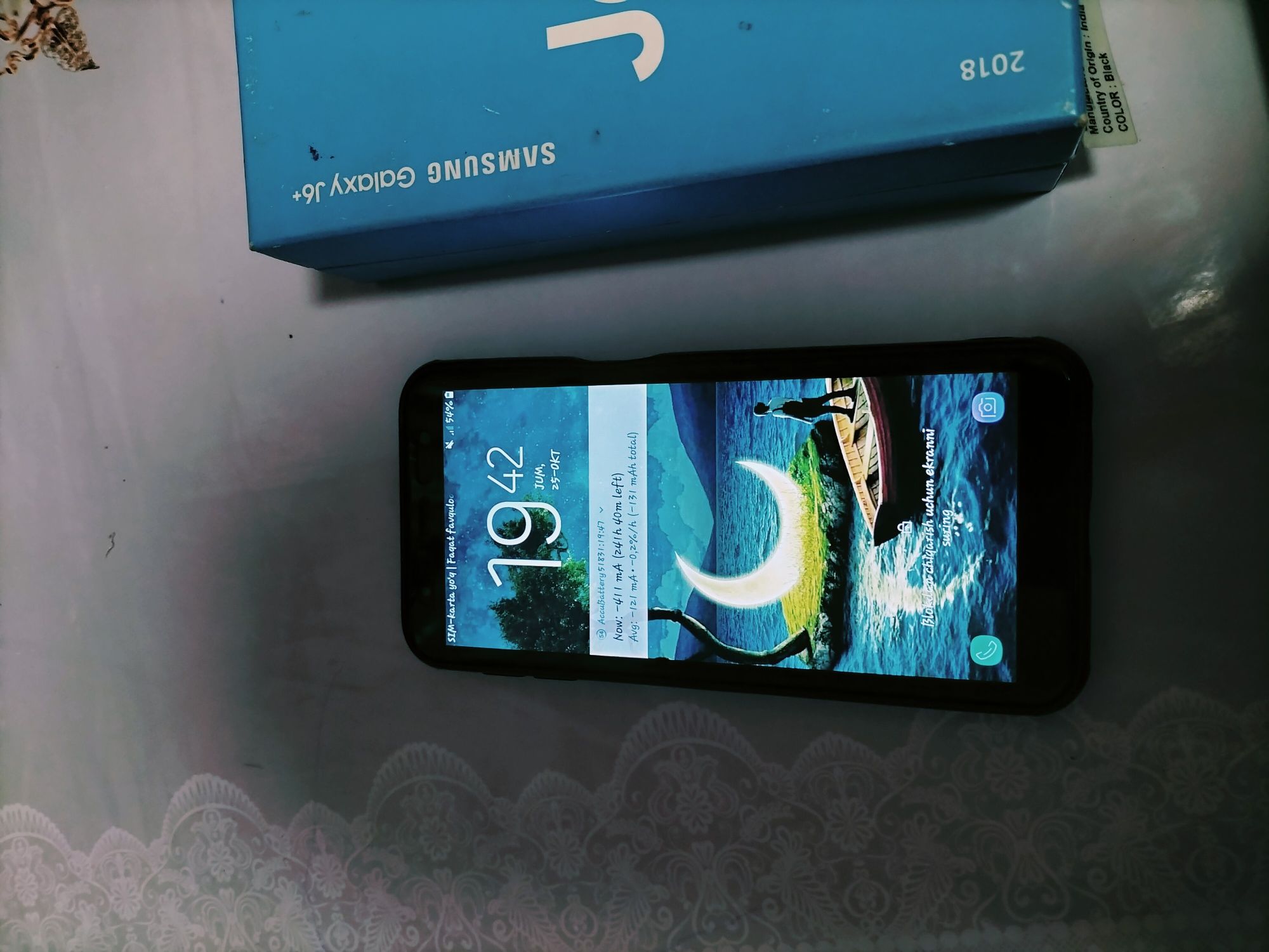 Samsung J6+ juda yaxshi tutilgan          !