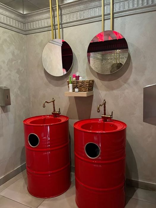 Mobilier industrial metalic  butoaie un stil aparte produse la comanda