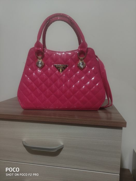 Сумка Авон 4000 тг.