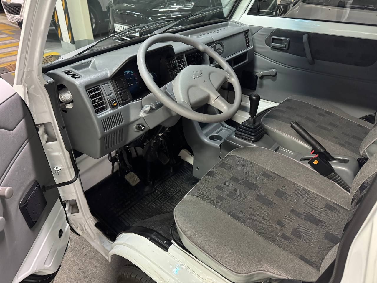Damas sotiladi kombi