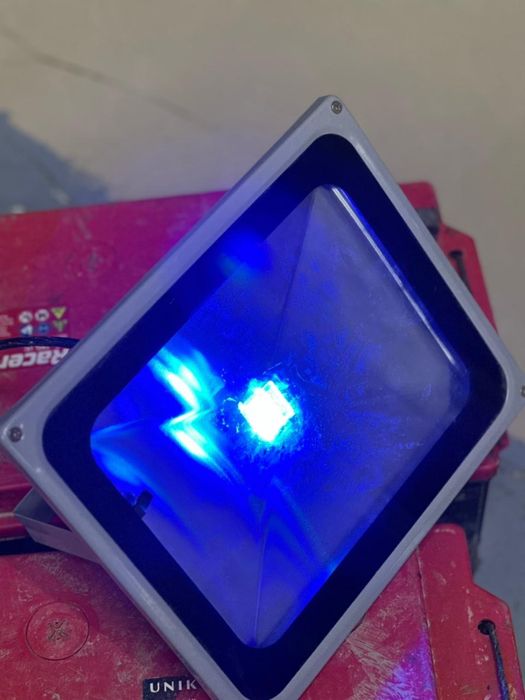 Прожектор разноцветный