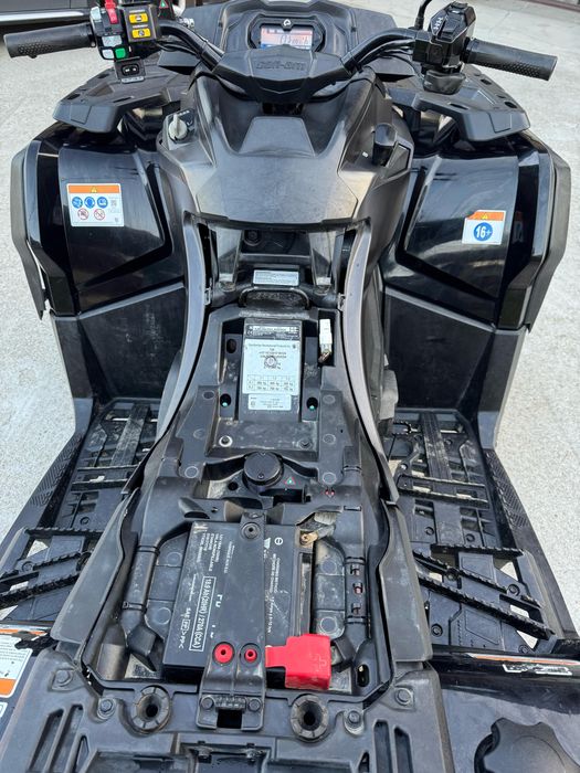 Can am outlander max xu
