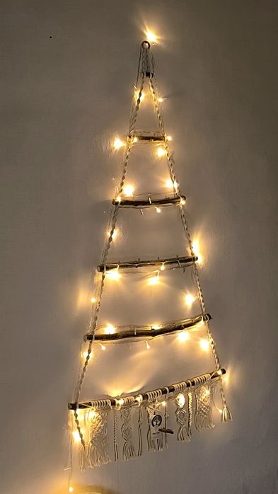 Ёлка новогодняя на стену