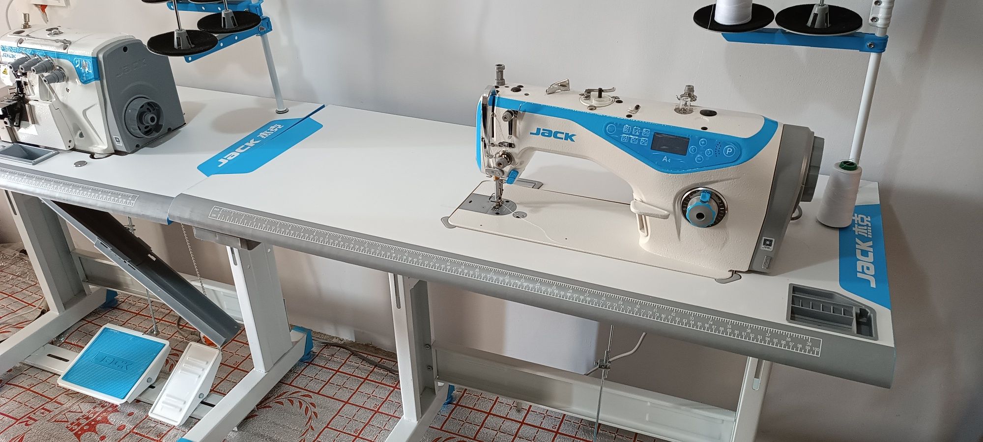 Швейная машина JACK А4