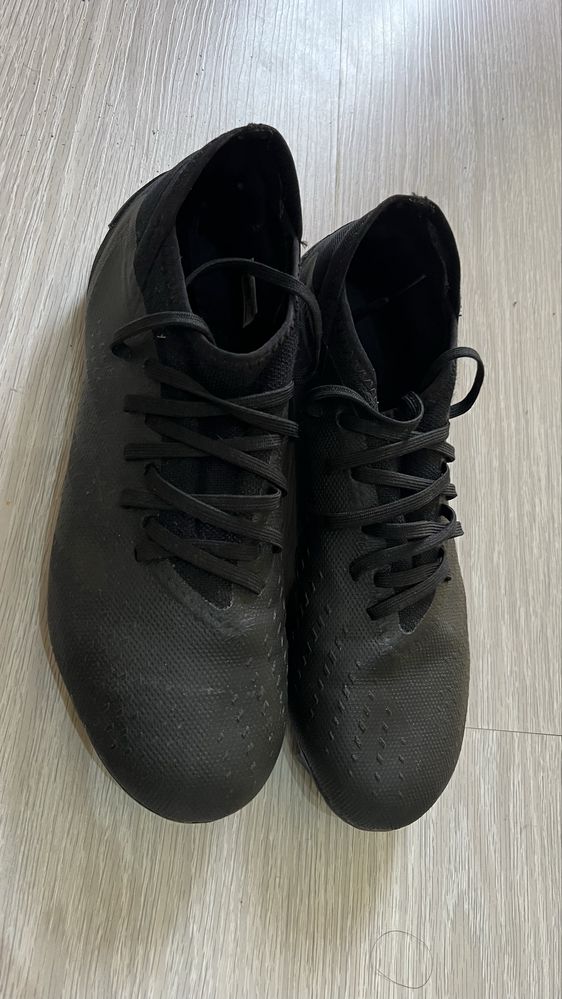 Бутонки 41,5 Adidas predator