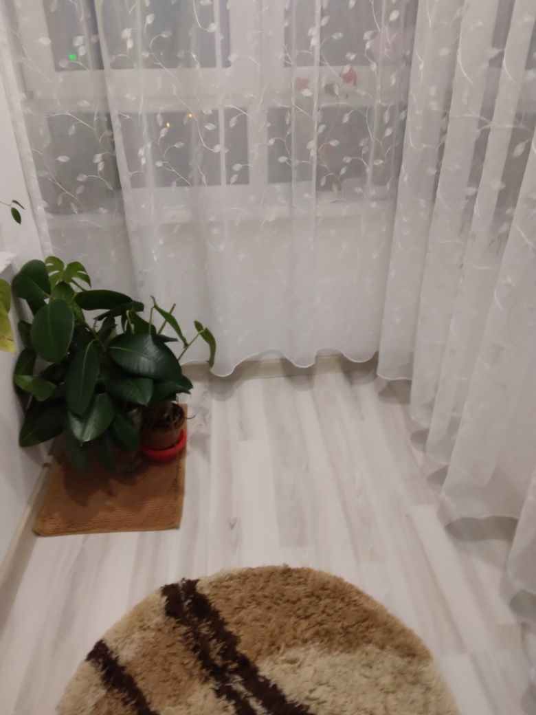 Închiriez  apartament ²2camere centrul civic