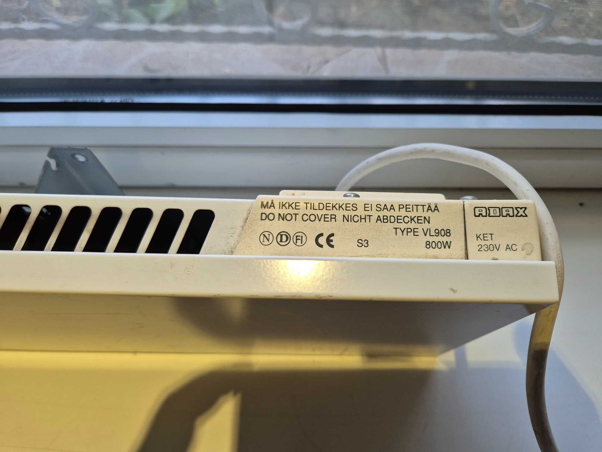 2 бр Конвектори Adax Standard VL 908 KET, 800W, Норвегия