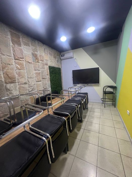 Новза метро нежилое помещение 397кв.м первая линия фасад 30м комнат 12