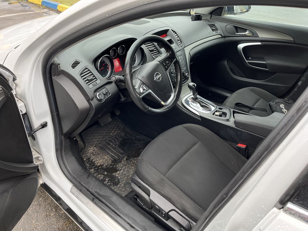 Opel Insignia 2.0T