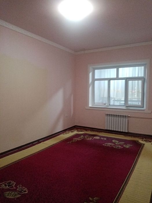 Срочно продаётся 2 комнатная квартира в городе Чирчике