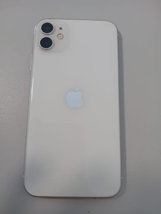 Vând / Schimb iphone 11
