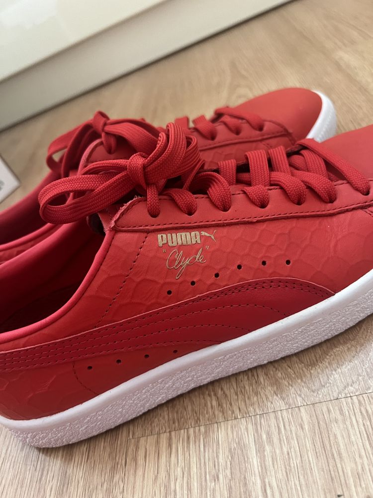 Сникърси Puma Clyde