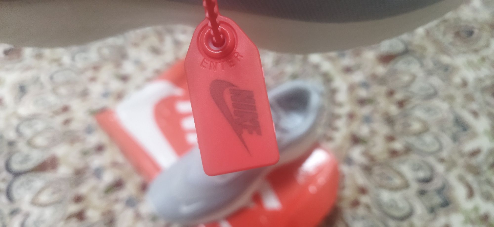 Кроссовки Nike цвет серый