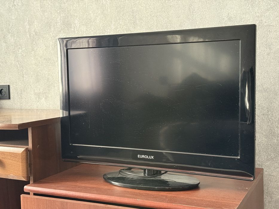 Продам телевизор