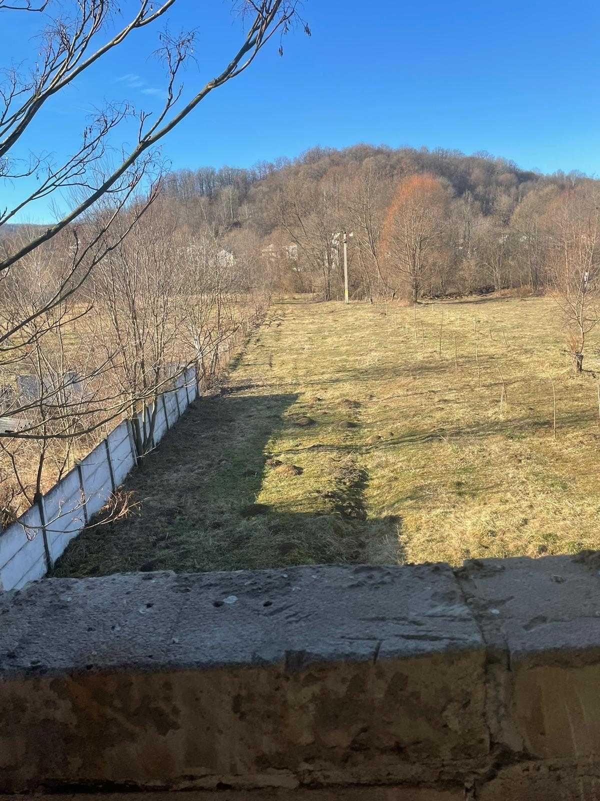 Vând casă în Vulcana-Băi