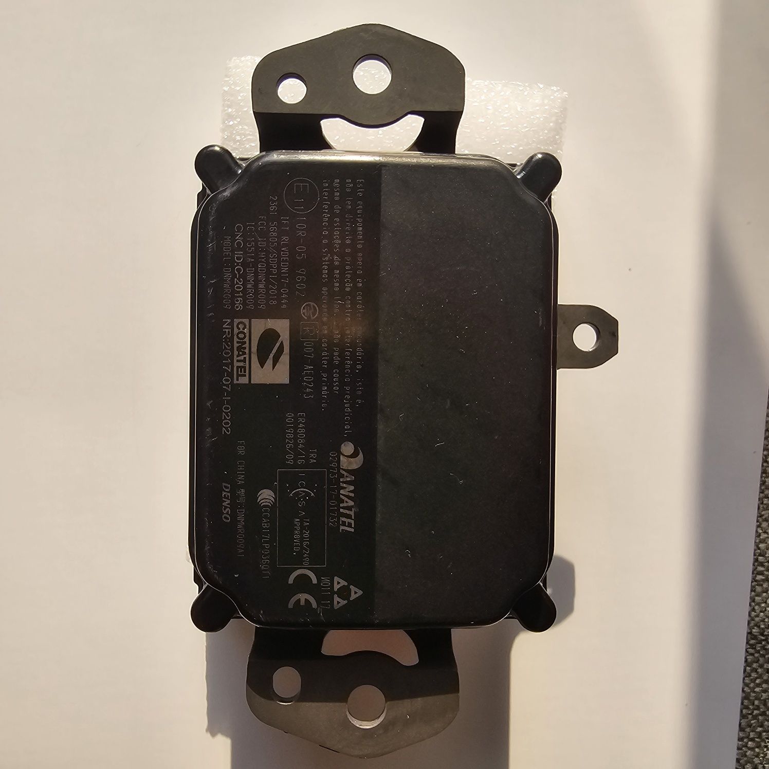 Радар за скорост ДИСТРОНИК Distronik сензор  88210-0A010 OEM