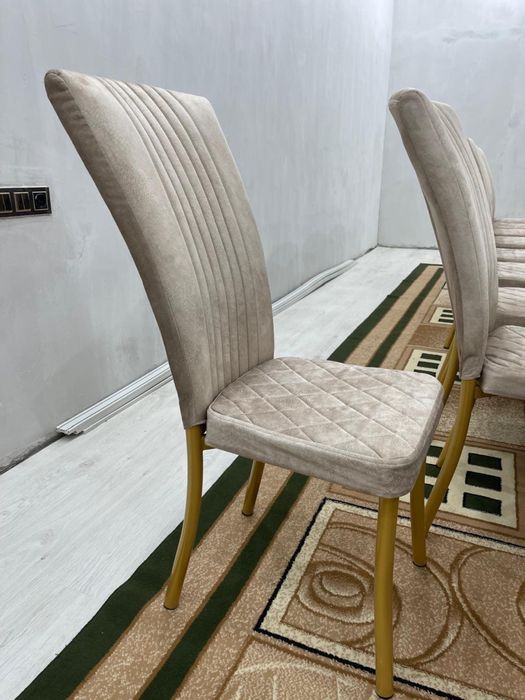 Продается новые стулья