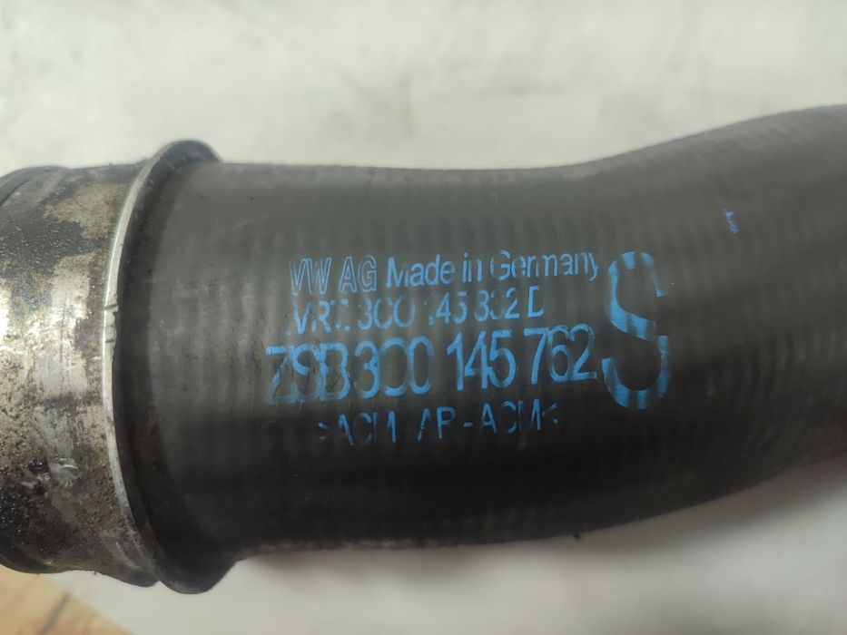 Furtun intercooler 2.0 tdi bmm 3C0145832D Volkswagen VW Golf 5