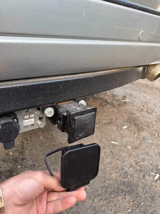 Заглушка фаркопа Toyota land cruiser 200/lx570