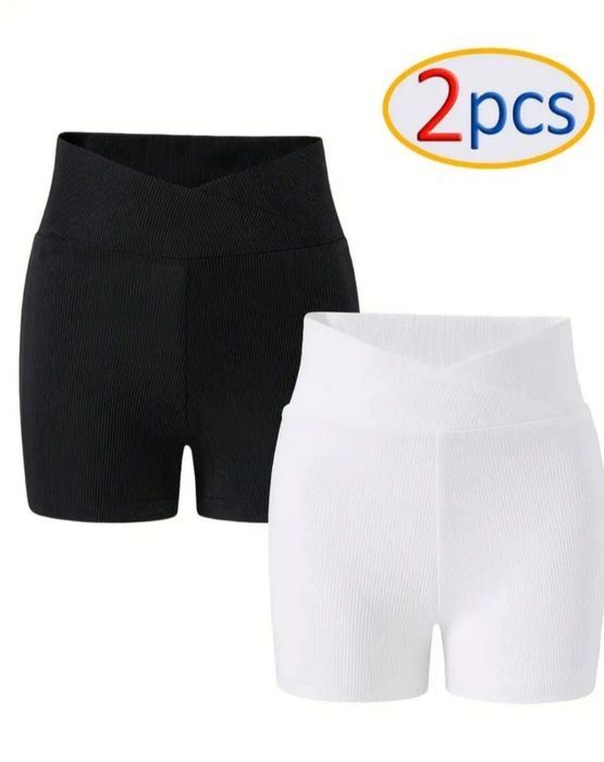 Детски клинчета за 9 години – бял и черен, нови