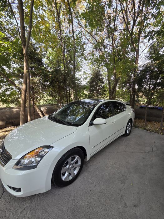 Продается Nissan altima 2008
