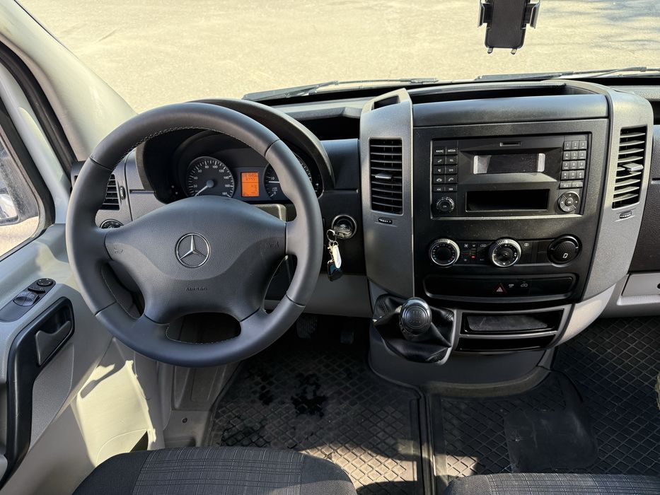 Mercedes Sprinter basculabil pe 3 parti bena 3x2.1 310 313 316 516 518