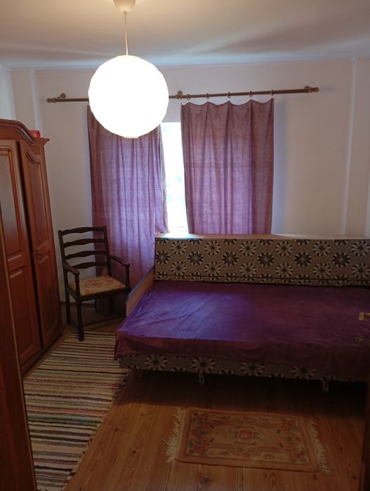 Inchiriez apartament cu 3 camere