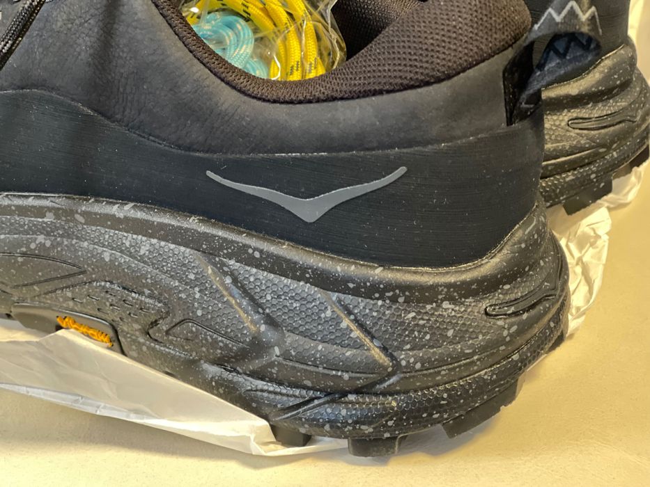 HOKA ONE U Tor Summit 44