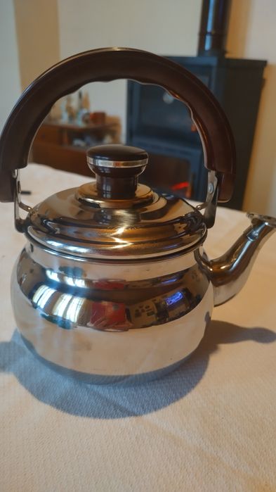 Продавам стар меден поднос с чаши и други неща