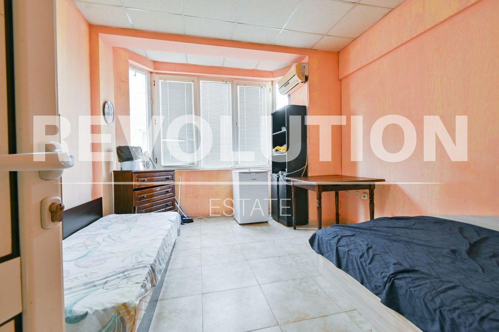 Едностаен апартамент в ж.к. Дружба 1.