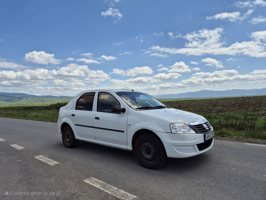 Vând Dacia Logan
