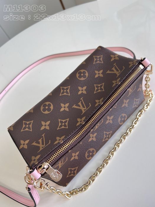 Louis Vuitton Bloom Pouch