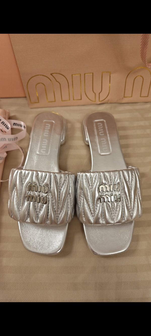 Дамски чехли Miu Miu