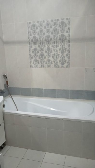 Сантехника: ванна, унитаз, раковина