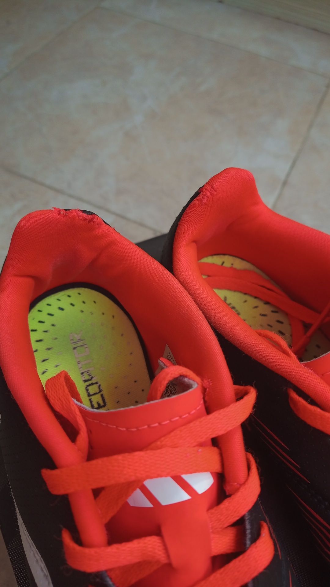 Бутонки Adidas 34 номер, стелка 21 см