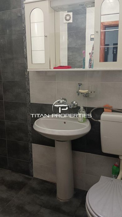 Дава се под наем Четиристаен апартамент в Бургас, Възраждане - 110 кв.м за 433.5 € - Снимка #5