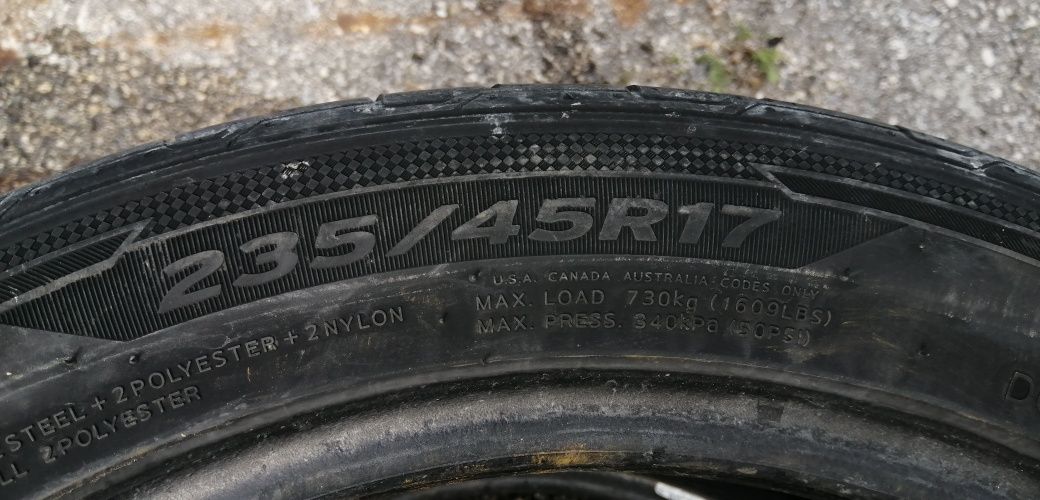 Гуми 235 45 17 Ханкук Hankook
 2 броя
 Нов внос. Не са нови.
Гаранция.