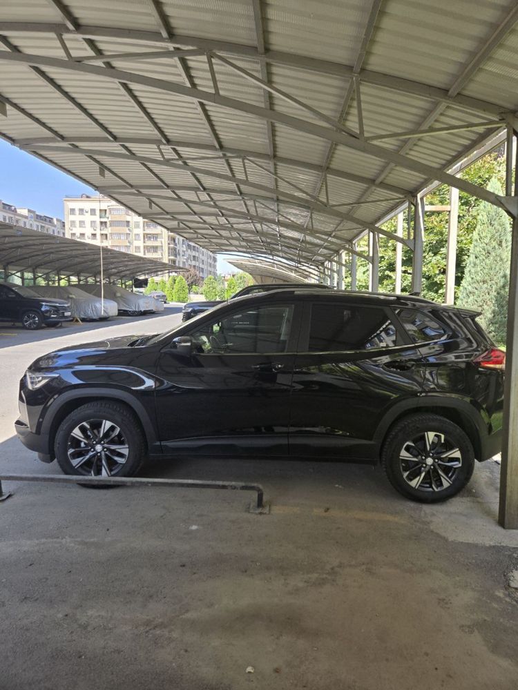 Chevrolet tracker premier 2023 toza