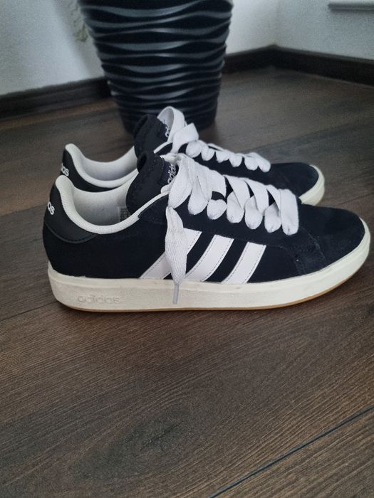 Sneaker Adidas negri