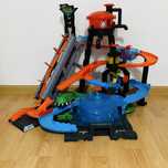 Circuit/traseu Hot Wheels masini/pista- Ultimate Gator Car Wash