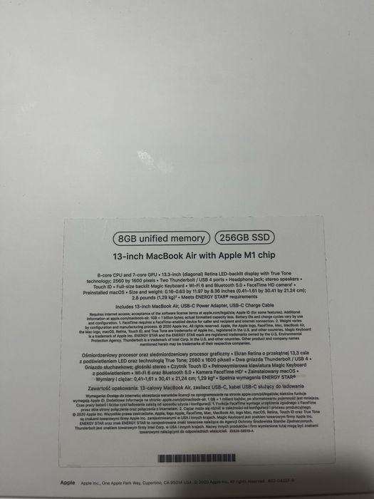 Macbook Air 13 inch M1 chip