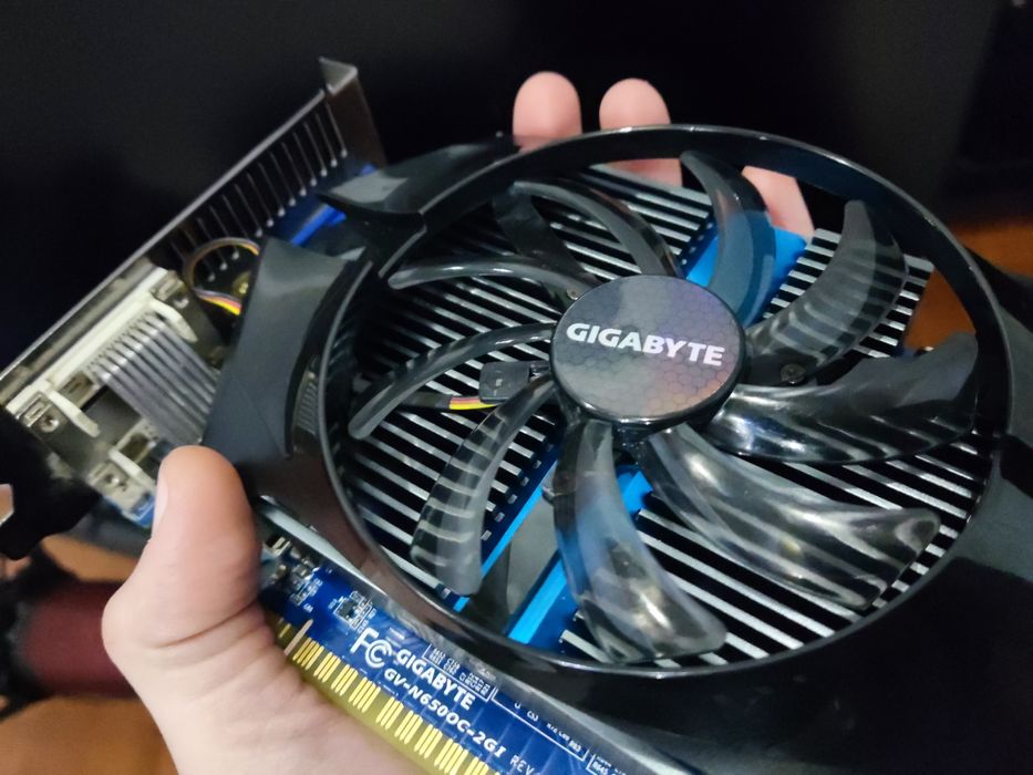 Продам видеокарту Gtx 650