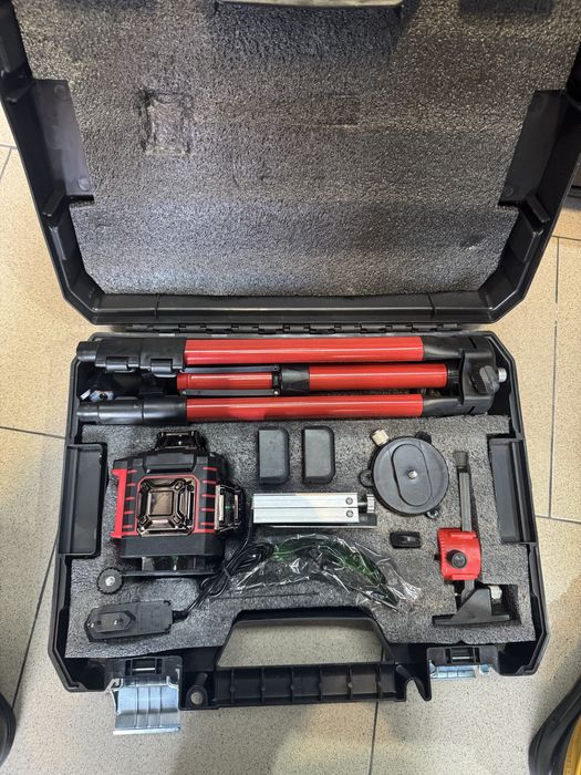 Лазарен нивелир Milwaukee