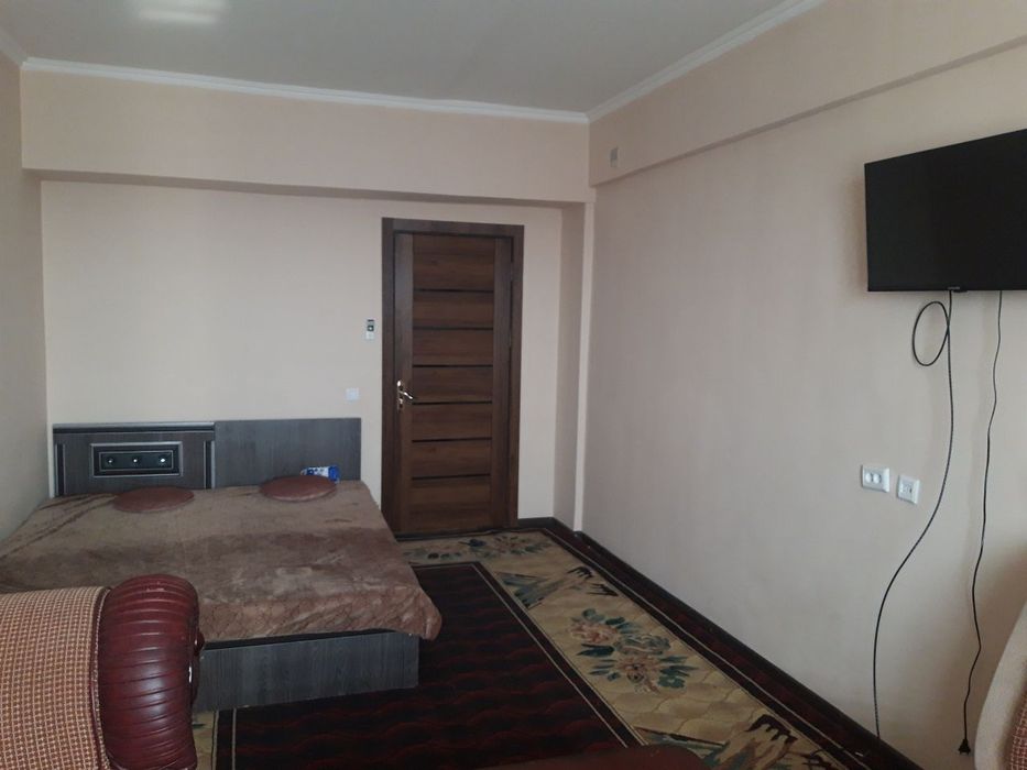 Fargona shaxar xokimyat orqasida 2 xonali uy sotiladi. Barcha jixozlar