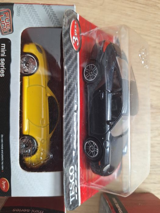 4 mașini Mini Series