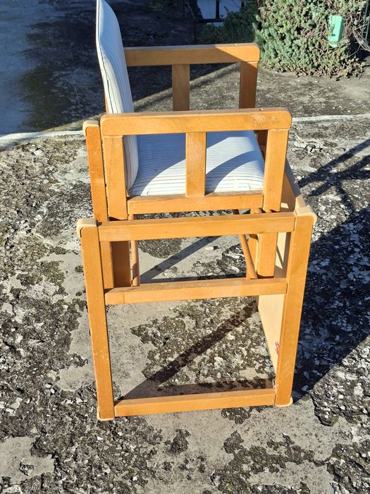 Детко столчи за хранене . творчество и игри.